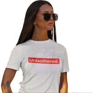 ❤️NWT - Unbothered. T-shirt